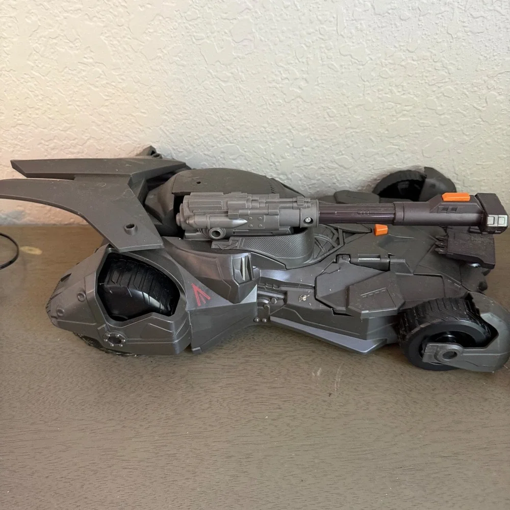 Mattel DC Justice League Batmobile Vehicle with Cannon for 12‎ Inch Figures Gray